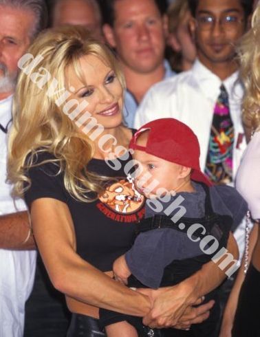 Pamela Anderson and son, Brandon 1997, LA.jpg